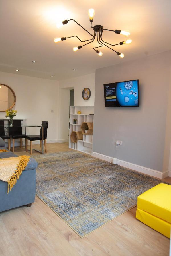 Cityhost - Leeds Apartments Beeston Hill Buitenkant foto