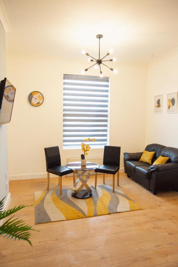 Cityhost - Leeds Apartments Beeston Hill Buitenkant foto