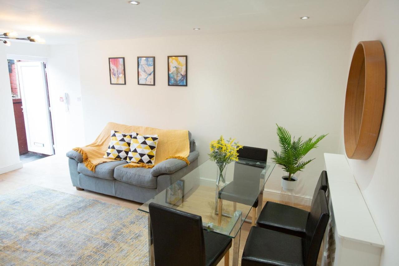 Cityhost - Leeds Apartments Beeston Hill Buitenkant foto
