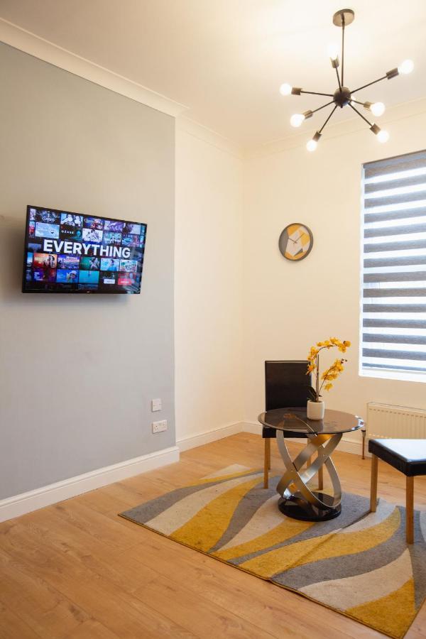 Cityhost - Leeds Apartments Beeston Hill Buitenkant foto