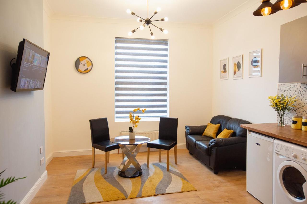 Cityhost - Leeds Apartments Beeston Hill Buitenkant foto